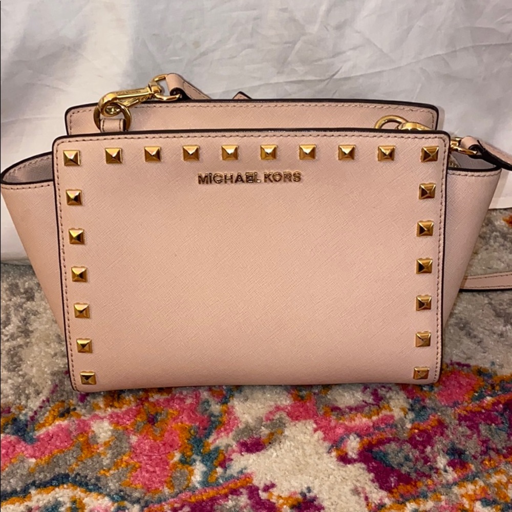 Michael Kors purse